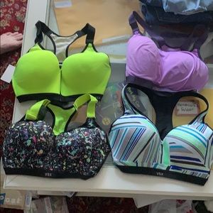 Four Victoria’s Secret sports bras 32ddd
